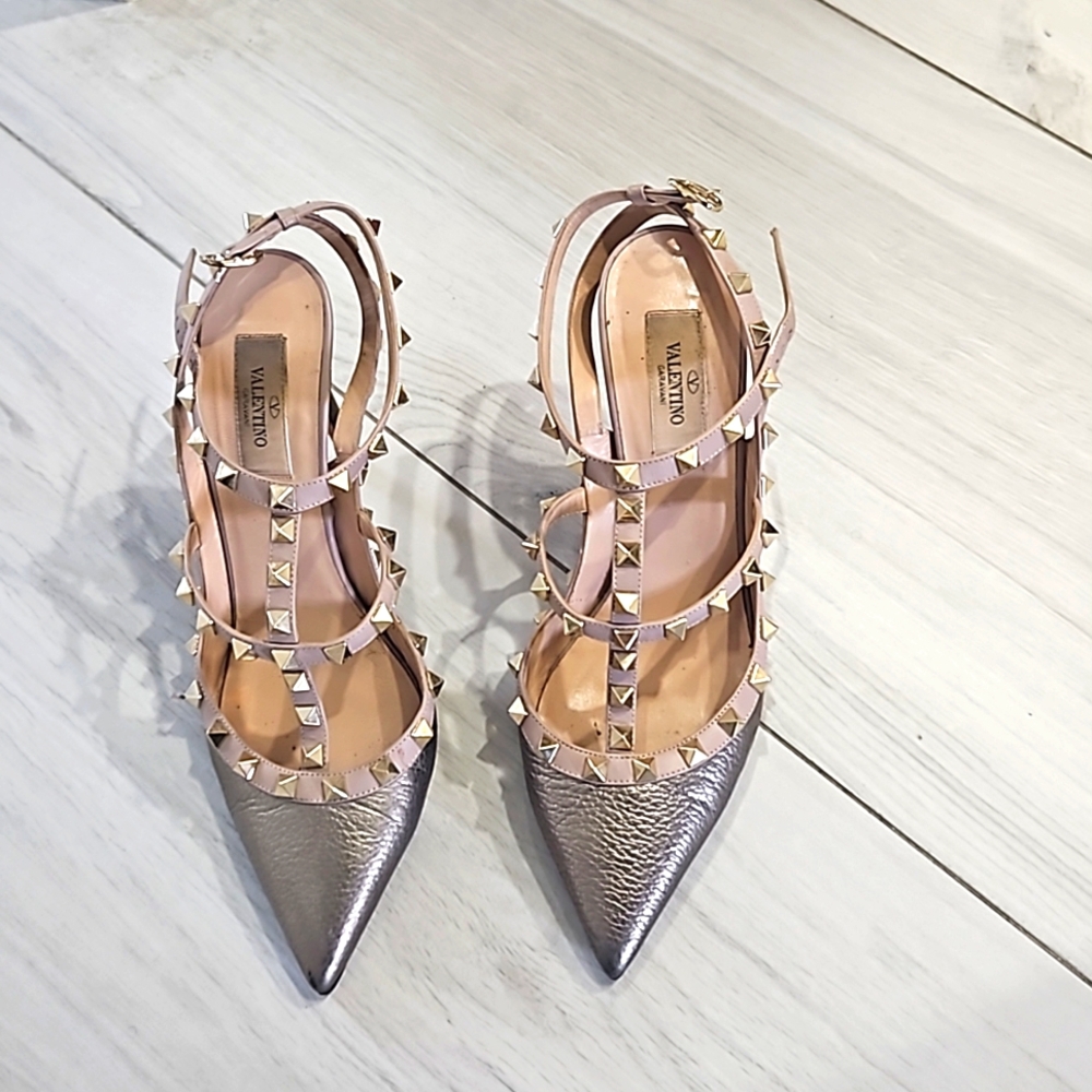 Valentino studded pumps